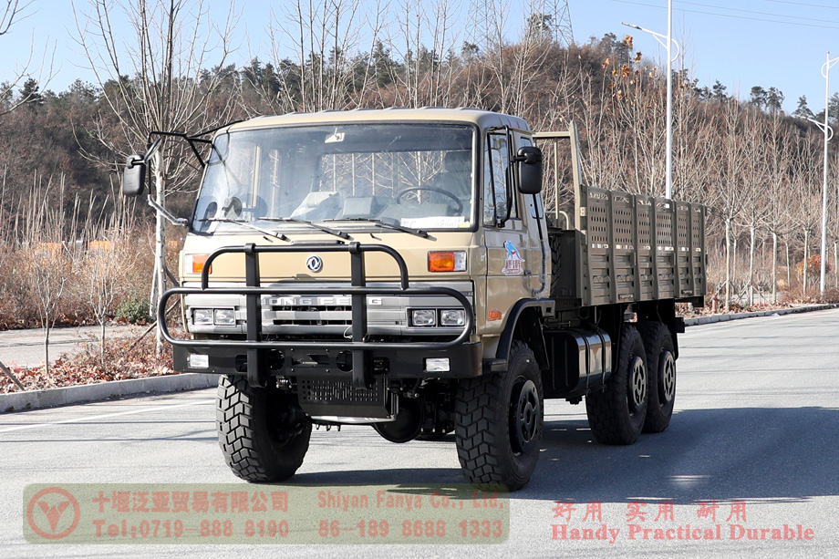Dongfeng six-wheel drive high-horsepower off-road cargo trucks