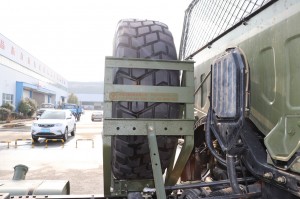 Dongfeng Four wheel drive EQ2070 off-road Vehicle Chassis