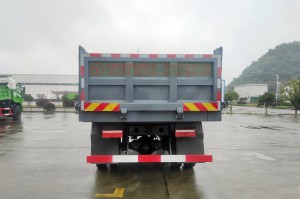 Xe tải địa hình Dongfeng 4 bánh D912