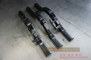 Dongfeng Six Drive EQ2100 ລົດບັນທຸກ Off-road Engine Front Suspension Beam