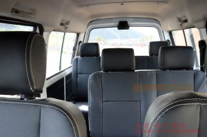 Dongfeng EQ6400LF13 Business Bus For 7 Seats