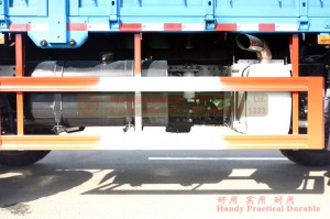 Xe tải xuất khẩu 6 bánh 340 mã lực Dongfeng - Xe tải chở hàng 6 * 6 có cột tán bạt - Nhà sản xuất và xuất khẩu xe tải địa hình Dongfeng