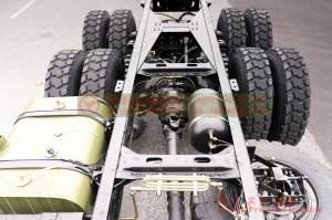 Dongfeng 6×4 off-road dump chassis– Dongfeng ຂັບຫົກລໍ້ 210 hp ລົດ off-road chassis–Dongfeng flathead ແຖວເຄິ່ງ off-road chassis ຍານພາຫະນະພິເສດ