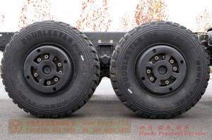 Dongfeng double row EQ2102N off-road Six-wheel-drive chassis conversion – 6*6 flathead double row 153 off-road trucks for sale – off-road trucks agent customs clearance export manufacturers