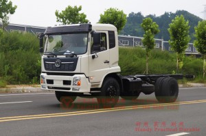 Dongfeng 4X2 ແຮງມ້າສູງ chassis off-road-ຫົວຮາບພຽງຫນຶ່ງແລະເຄິ່ງຫນຶ່ງເປັນແຖວ cargo chassis-190 ແຮງມ້າ chassis ພະລັງງານສູງ
