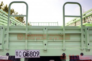 Dongfeng Six-wheel-drive Long Head Off-road Truck–EQ2100 Enhanced Off-road Transportation Truck for Export–Six-wheel-drive Off-road Truck with Canopy Attachment