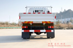 Dongfeng Right- Handdrive Four Drive Light-duty Off-road Truck