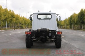 EQ240 four-ton civilian off-road truck chassis–Dongfeng longhead diesel truck chassis–EQ2082 pointed Y25 off-road troop-carrying vehicle chassis