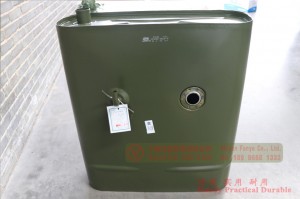Dongfeng Six Drive EQ2082 ถังเชื้อเพลิงเสริมสำหรับรถบรรทุกออฟโรด