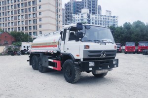 Dongfeng EQ210G Six Drive ถังเชื้อเพลิงออฟโรดและรถบรรทุกเติมน้ำมัน