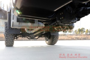 Khung gầm động cơ 6 * 6 -260 Yuchai 6WD Sáu ổ Một hàng rưỡi