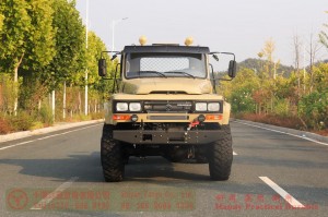 Dongfeng EQ2100 six-wheel-drive off-road chassis – 6×6 pointed EQ245 troop-carrying truck chassis for export – long head 190 hp military vehicle special conversion