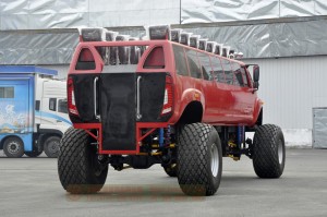 Four wheel drive Desert Off-road Surfing Vehicle