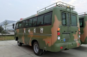 Xe buýt địa hình Dongfeng bốn ổ EQ6680ZTV