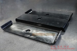 Dongfeng Six Drive EQ2102 Off-road Truck Flip Cover Plate
