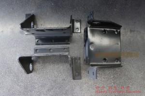 Dongfeng EQ2102 Six Drive Off-road Truck Cooling Water Tank Bracket