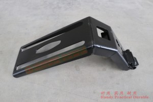Dongfeng Six Drive Off-road Truck Spare Wheel Carrier