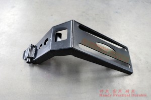 Dongfeng Six Drive Off-road Truck Spare Wheel Carrier