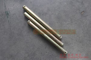 Dongfeng EQ2082 Six Drive Off-road Truck Spare Wheel Carrier Shaft Pin