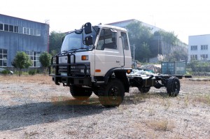 Dongfeng EQ2070 โครงรถบรรทุกออฟโรดหางเสือขวา