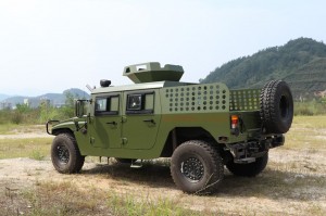 Four wheel drive Dongfeng off-road vehicle Protective Armored Vehicle