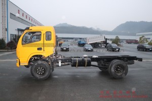 แชสซีรถบรรทุกเบา Dongfeng ขับเคลื่อนสี่ล้อ