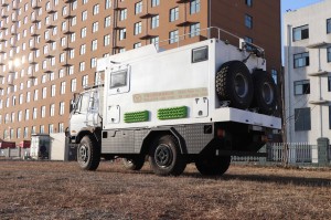 Dongfeng EQ2070 Four wheel drive Off-road Vehicle Modified RV