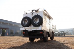Dongfeng EQ2070 ຂັບສີ່ລໍ້ Off-road Vehicle Modified RV