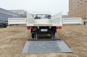 Dongfeng EQ2070 Six Drive Off-road trucks with hydraulic tail plate